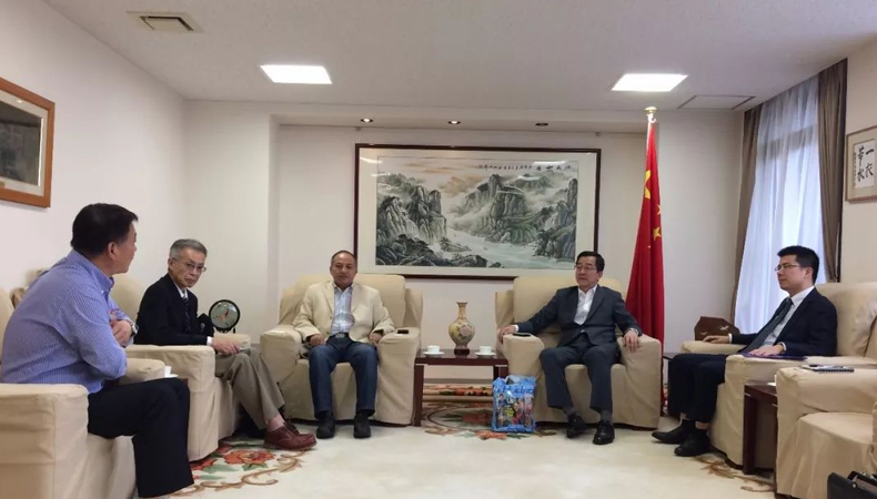 越洋物语董事长黄刚访问中国驻新泻总领事馆